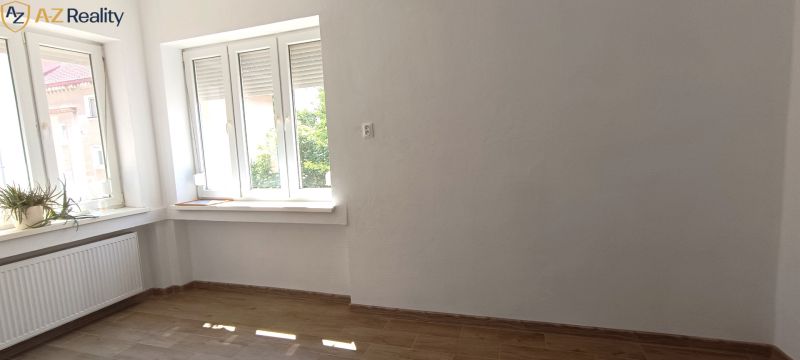 Eladó 2 szobás lakás, 2 szobás lakás, Nové Zámky, Szlovákia