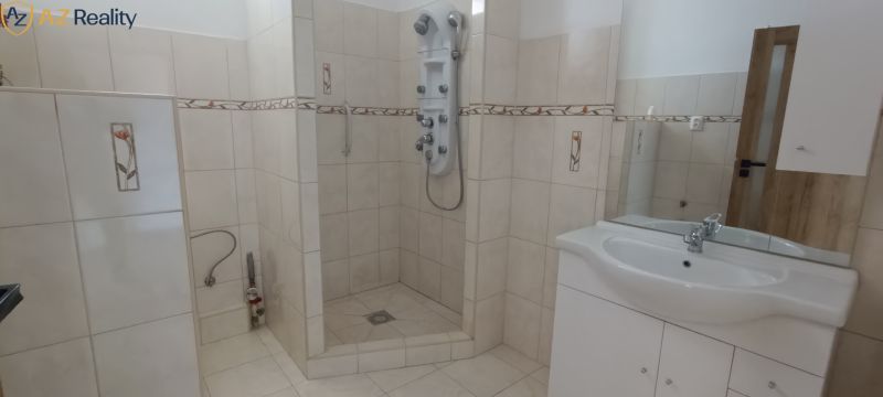 Eladó 2 szobás lakás, 2 szobás lakás, Nové Zámky, Szlovákia