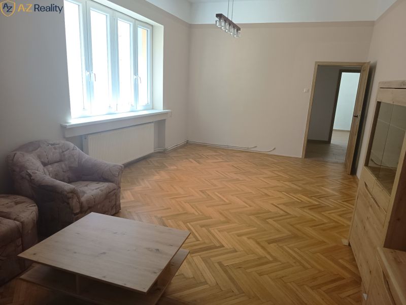 Eladó 2 szobás lakás, 2 szobás lakás, Nové Zámky, Szlovákia