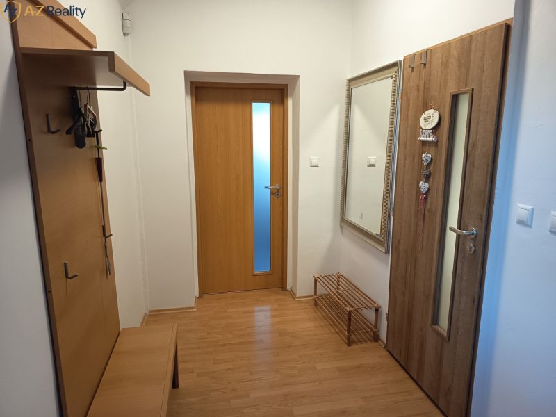 Kiadó 1 szobás lakás, 1 szobás lakás, Nové Zámky, Szlovákia