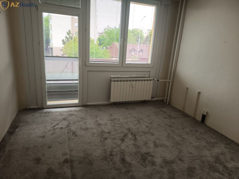 Kiadó 2 szobás lakás, 2 szobás lakás, Nové Zámky, Szlovákia