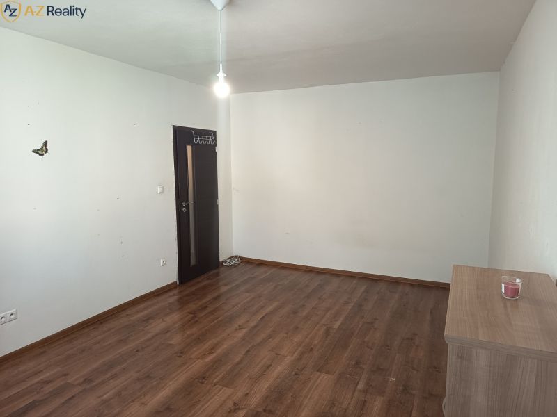 Kiadó 1 szobás lakás, 1 szobás lakás, Nové Zámky, Szlovákia