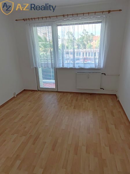 Kiadó 3 szobás lakás, 3 szobás lakás, Košická cesta, Komárno, Szlováki