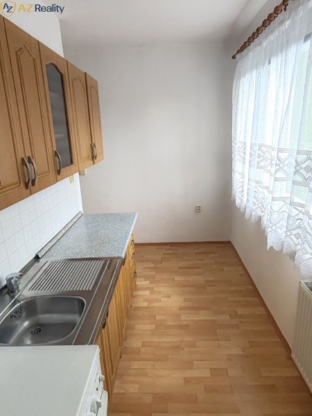 Kiadó 3 szobás lakás, 3 szobás lakás, Košická cesta, Komárno, Szlováki