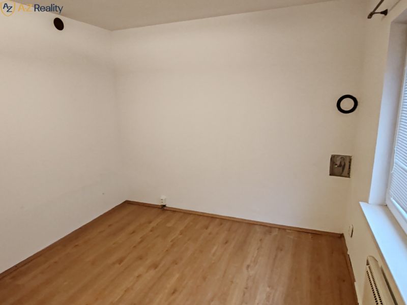 Eladó Családi ház, Családi ház, Zimná, Komárno, Szlovákia