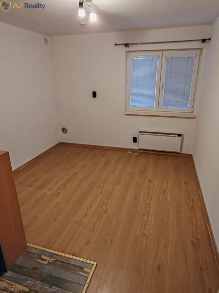 Eladó Családi ház, Családi ház, Zimná, Komárno, Szlovákia