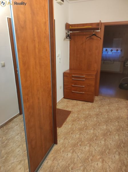 Kiadó 3 szobás lakás, 3 szobás lakás, Nové Zámky, Szlovákia