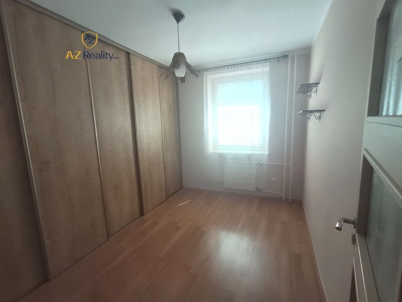 Kiadó 3 szobás lakás, 3 szobás lakás, Nové Zámky, Szlovákia