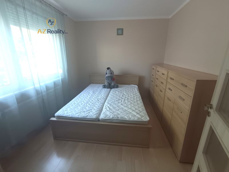 Kiadó 3 szobás lakás, 3 szobás lakás, Nové Zámky, Szlovákia