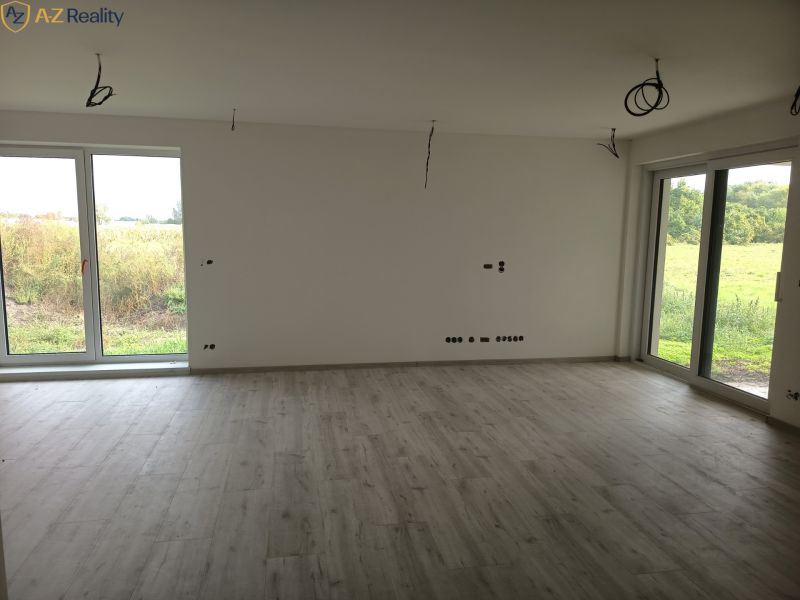 Eladó Családi ház, Családi ház, Komárno, Szlovákia