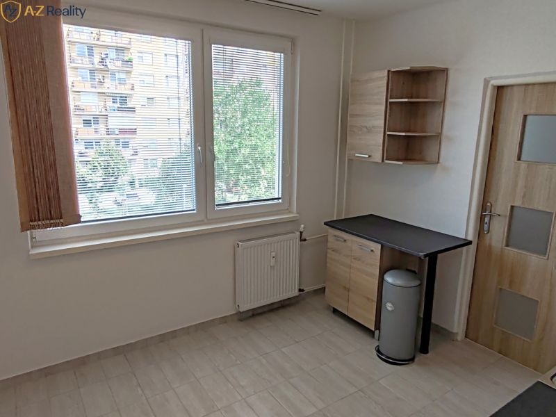 Kiadó 1 szobás lakás, 1 szobás lakás, Komárno, Szlovákia