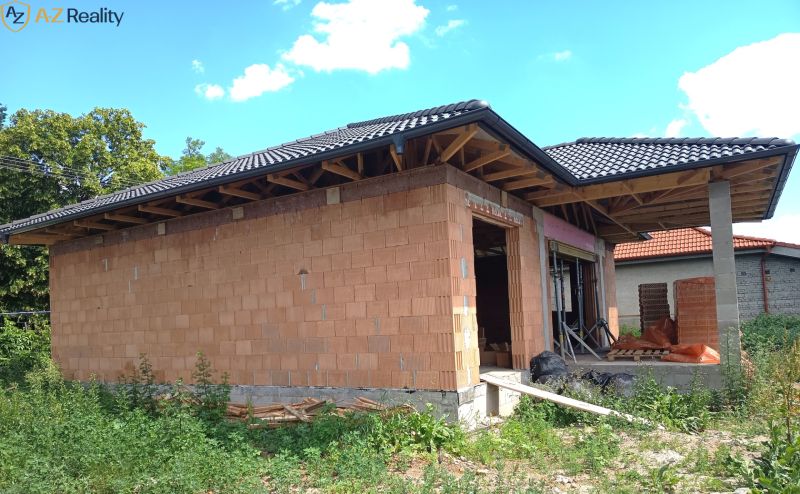 Eladó Családi ház, Családi ház, Nové Zámky, Szlovákia