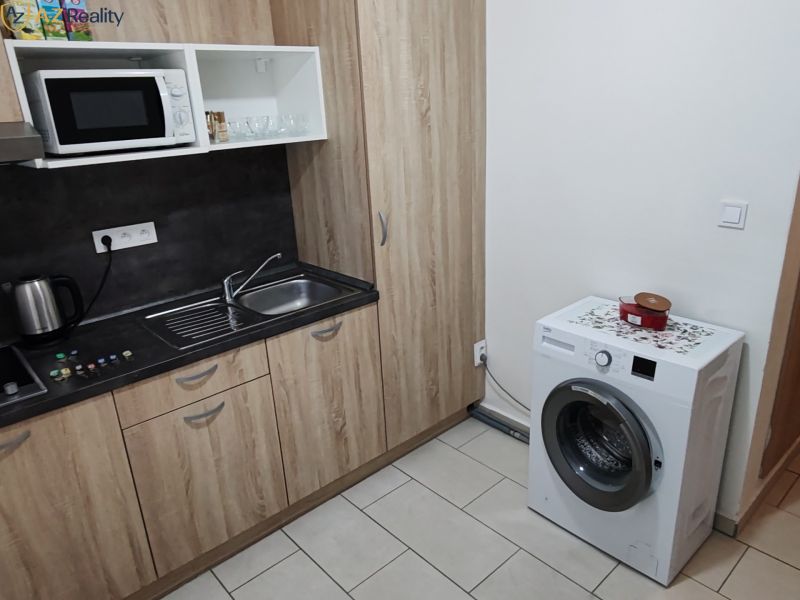 Kiadó 1 szobás lakás, 1 szobás lakás, Sústružnícka, Komárno, Szlovákia