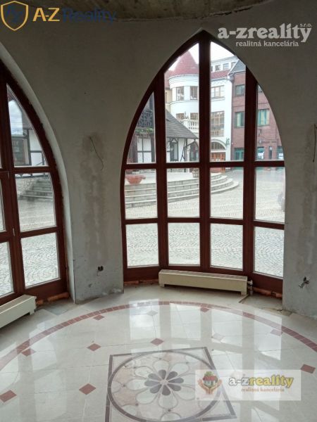 Kiadó Üzlethelység, Üzlethelység, Nádvorie Európy, Komárno, Szlovákia