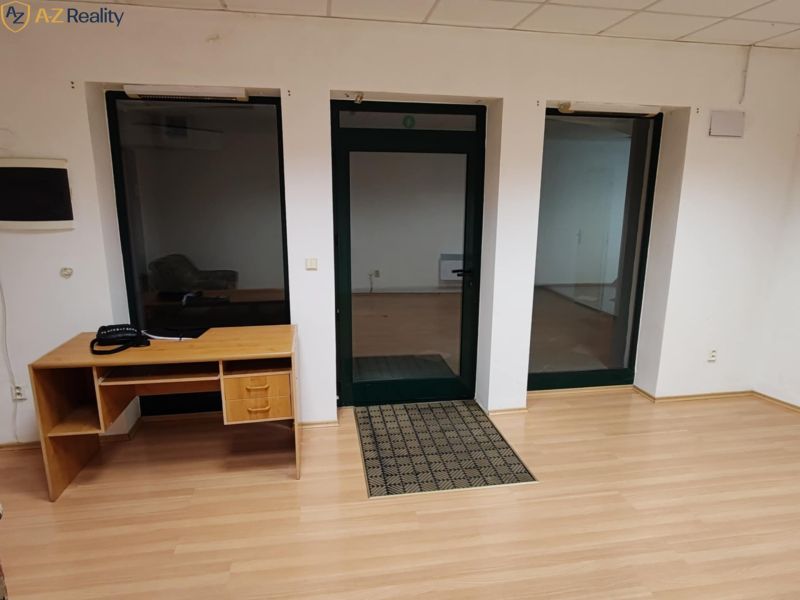 Kiadó Irodahelység, Irodahelység, Nádvorie Európy, Komárno, Szlovákia
