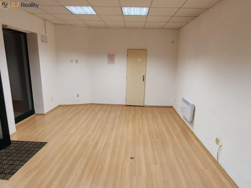 Kiadó Irodahelység, Irodahelység, Nádvorie Európy, Komárno, Szlovákia