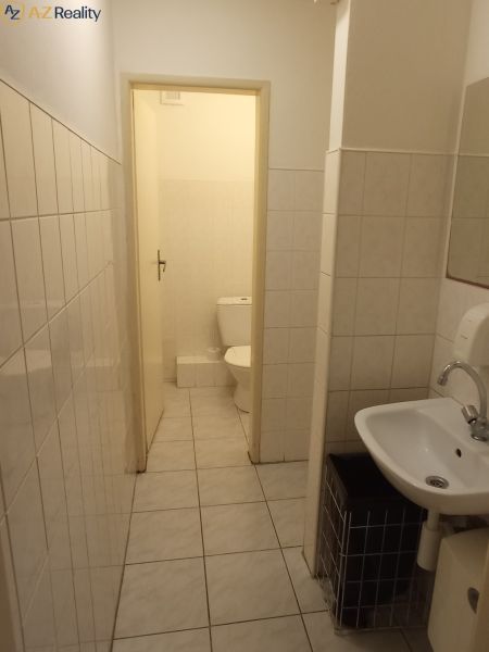 Kiadó Üzlethelység, Üzlethelység, Komárno, Szlovákia