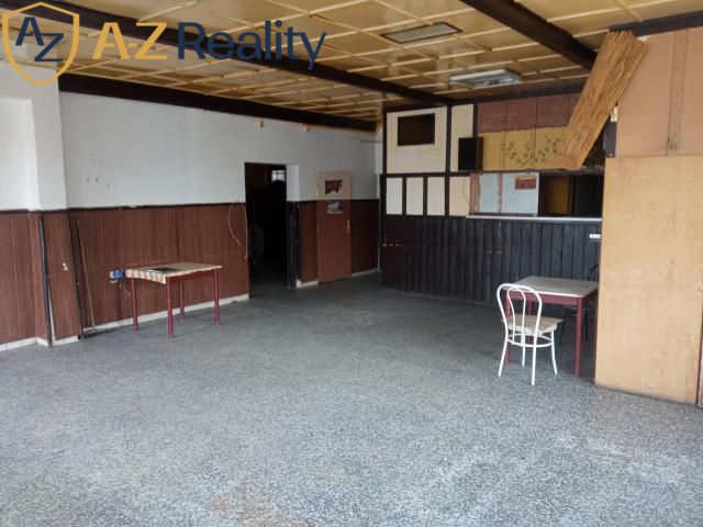 Kiadó Épület, Épület, Ul. Roľníckej školy, Komárno, Szlovákia
