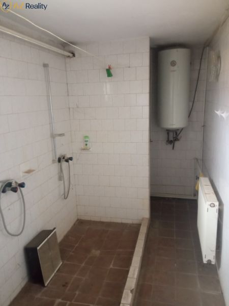 Eladó Épület, Épület, Komárno, Szlovákia