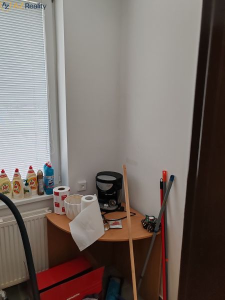 Kiadó Irodahelység, Irodahelység, Komárno, Szlovákia