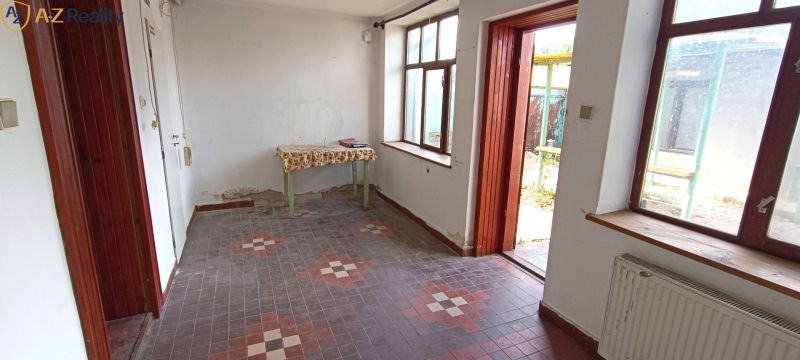 Eladó Családi ház, vállalkozási lehetöség, Érsekújvár Szlovákia
