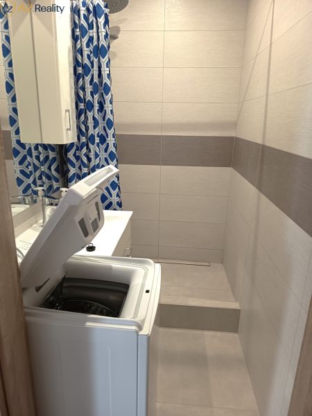 Kiadó 1 szobás lakás, 1 szobás lakás, Nové Zámky, Szlovákia