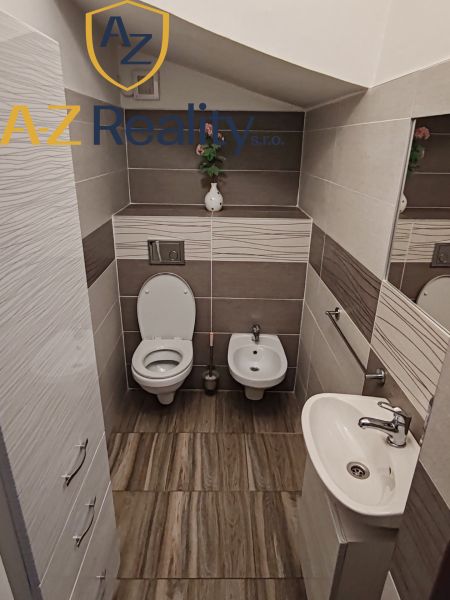 Eladó Családi ház, Családi ház, Komárno, Szlovákia
