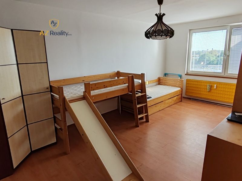 Eladó 4 szobás lakás, 4 szobás lakás, Komárno, Szlovákia