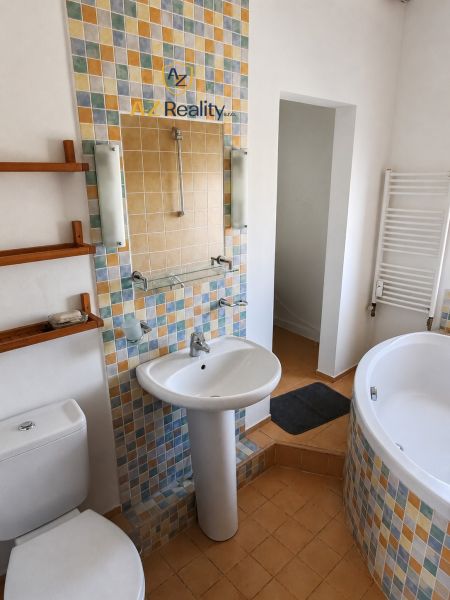 Eladó 4 szobás lakás, 4 szobás lakás, Komárno, Szlovákia