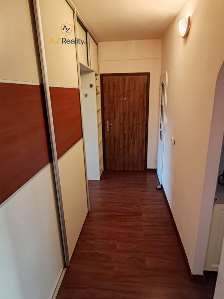 Kiadó 3 szobás lakás, 3 szobás lakás, ul. biskupa Királya, Komárno, Sz