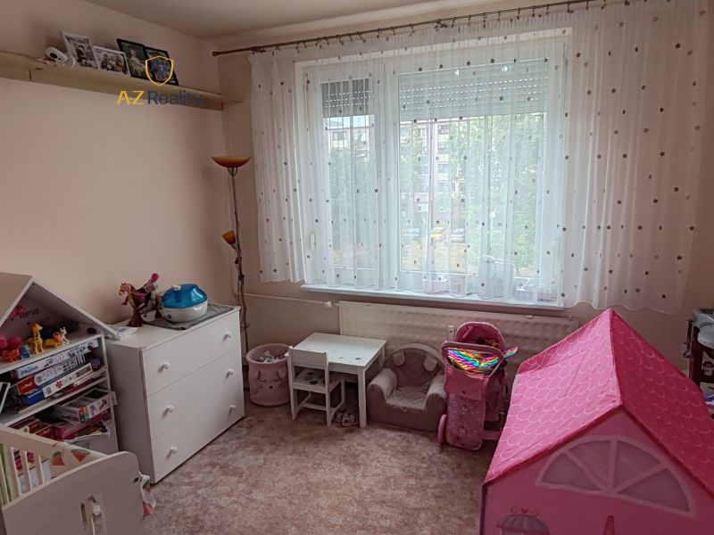 Kiadó 3 szobás lakás, 3 szobás lakás, ul. biskupa Királya, Komárno, Sz