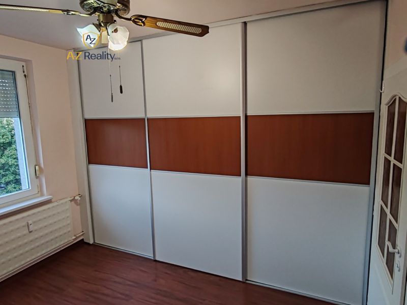 Kiadó 3 szobás lakás, 3 szobás lakás, ul. biskupa Királya, Komárno, Sz