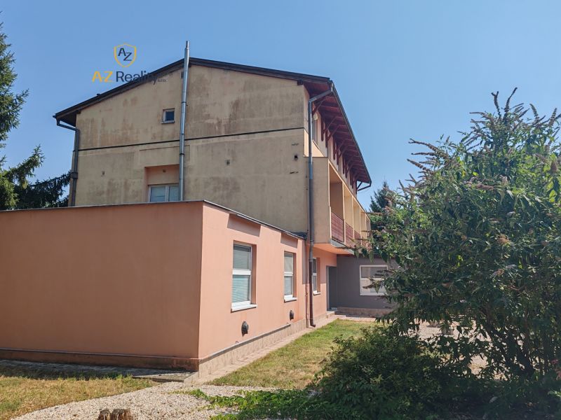 Eladó Szállodák és panziók, Szállodák és panziók, Komárno, Szlovákia