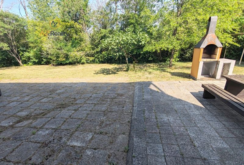 Eladó Szállodák és panziók, Szállodák és panziók, Komárno, Szlovákia