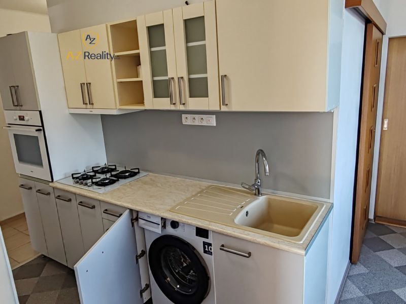 Kiadó 3 szobás lakás, 3 szobás lakás, Mederčská, Komárno, Szlovákia