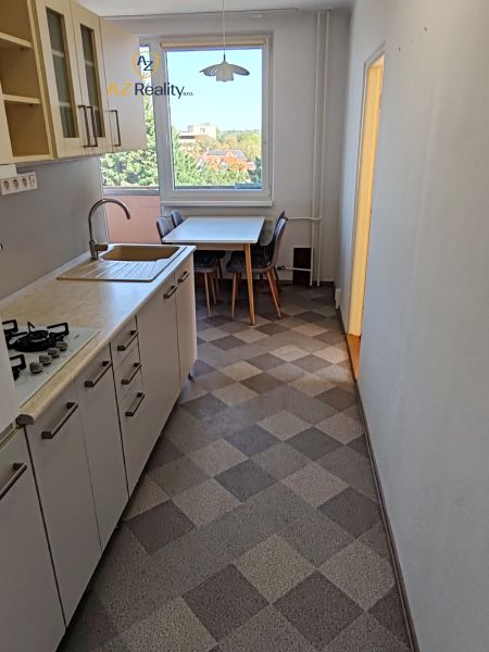 Kiadó 3 szobás lakás, 3 szobás lakás, Mederčská, Komárno, Szlovákia
