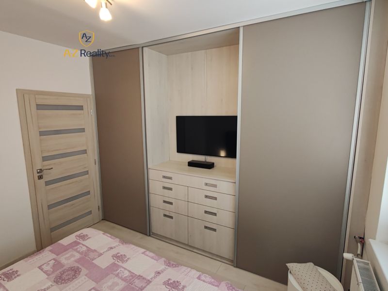 Eladó 3 szobás lakás, 3 szobás lakás, Meštianska, Komárno, Szlovákia