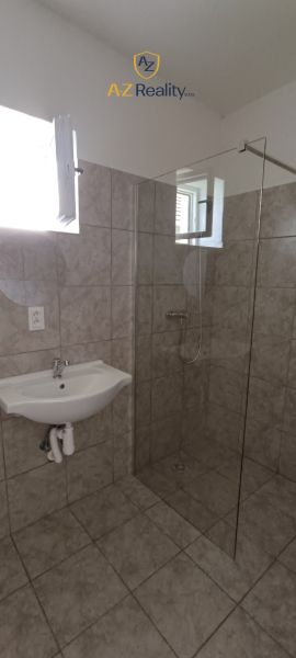 Kiadó Családi ház, Családi ház, Nové Zámky, Szlovákia