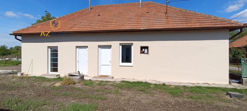 Kiadó Családi ház, Családi ház, Nové Zámky, Szlovákia