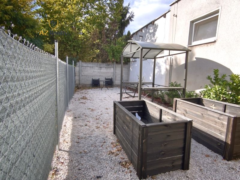 Eladó 4 szobás lakás, 4 szobás lakás, Nové Zámky, Szlovákia